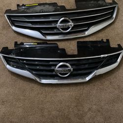 Nissan 2011 used grill