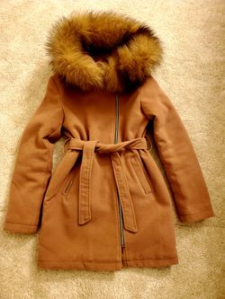 Girls winter coat size 9-11Y