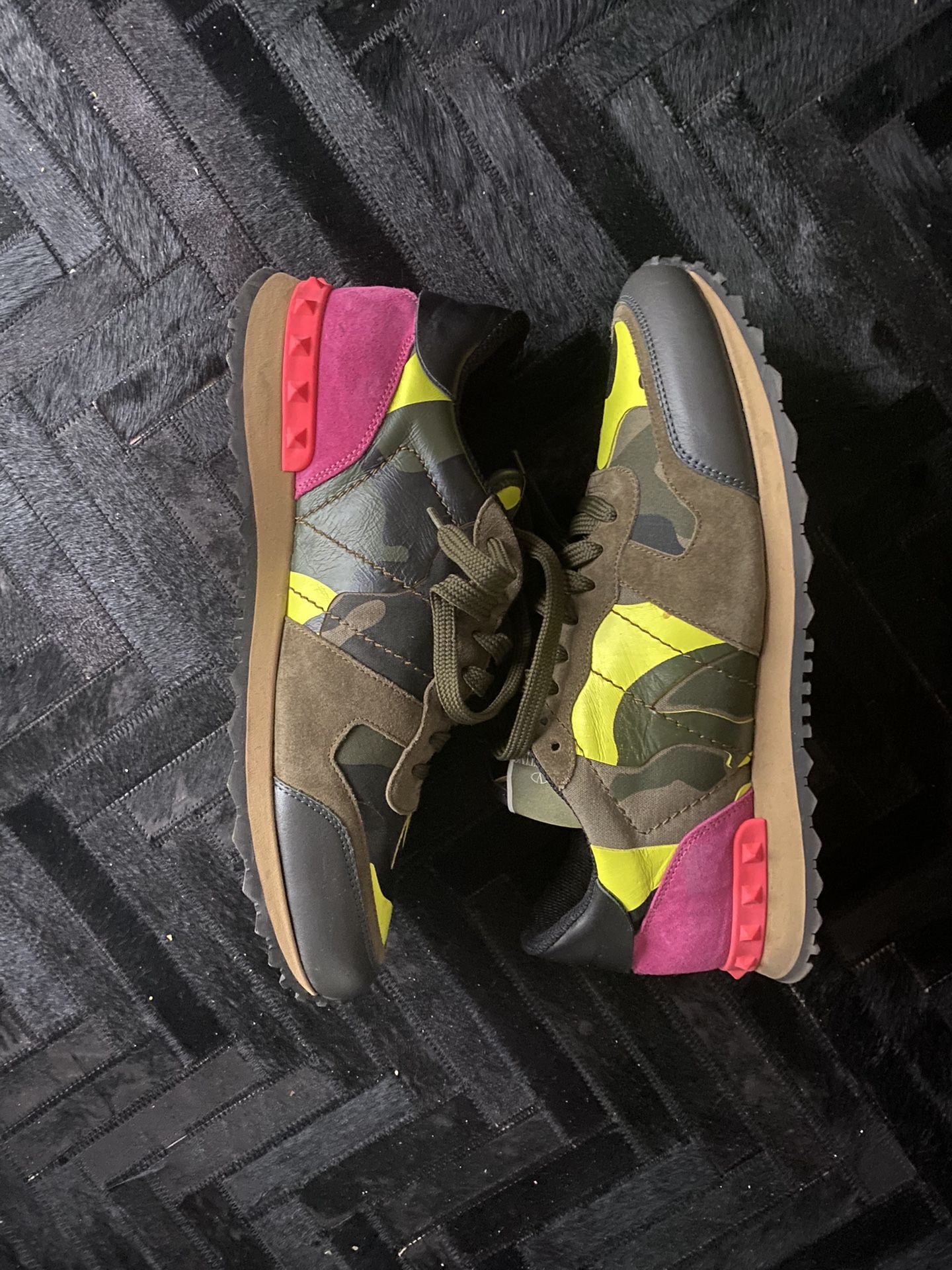 Valentino Garvani Rock Runner