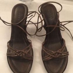 $5 Women Brown Shoes Heels Wedges Size 8.5