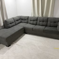 Sectional with Pull Out Bed 