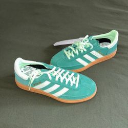 Women’s Size 5.5 Brand New Adidas Handball Spezial Collegiate Green Semi Green Spark