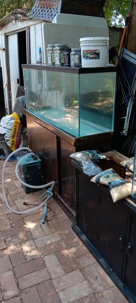 FISH TANK