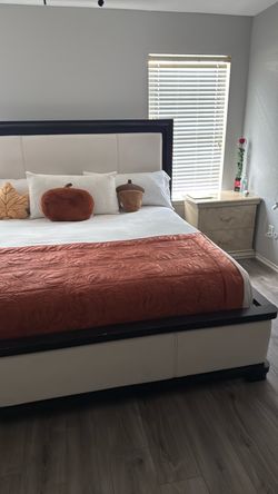 King size bed