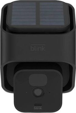 Blink outdoor camerawith solar panel