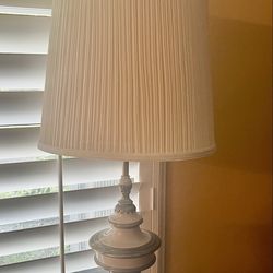 Stiffel Brass Table Lamp – Classic High-End Vintage w/ Shade