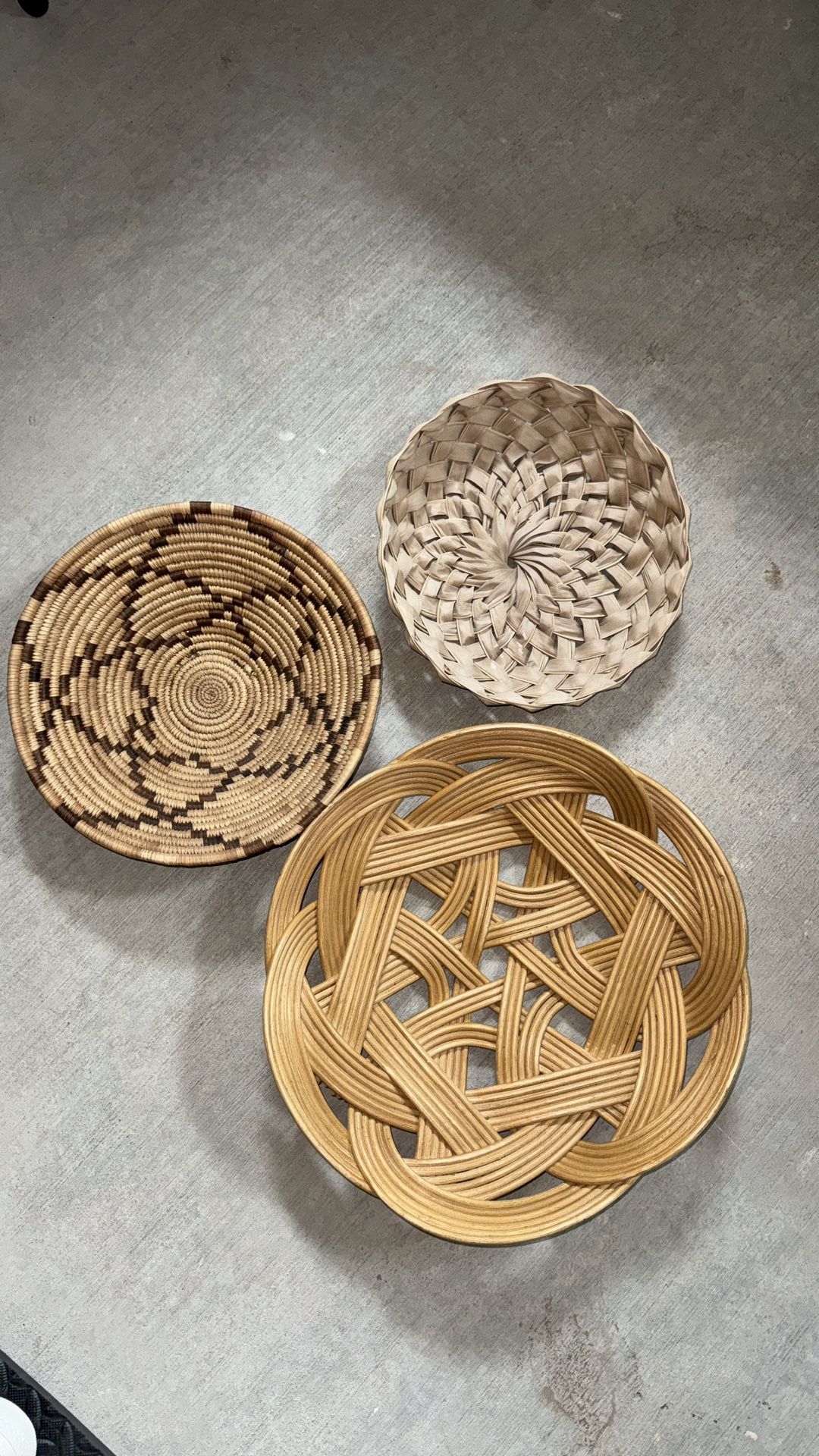 Flat Circular Baskets