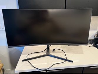 Samsung Curved Monitor
