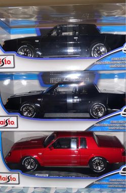 Maisto Special Edition Die-Cast Car Models Set of 3