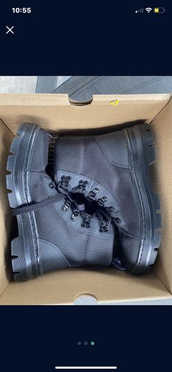 Dr. Martens Combs Boots