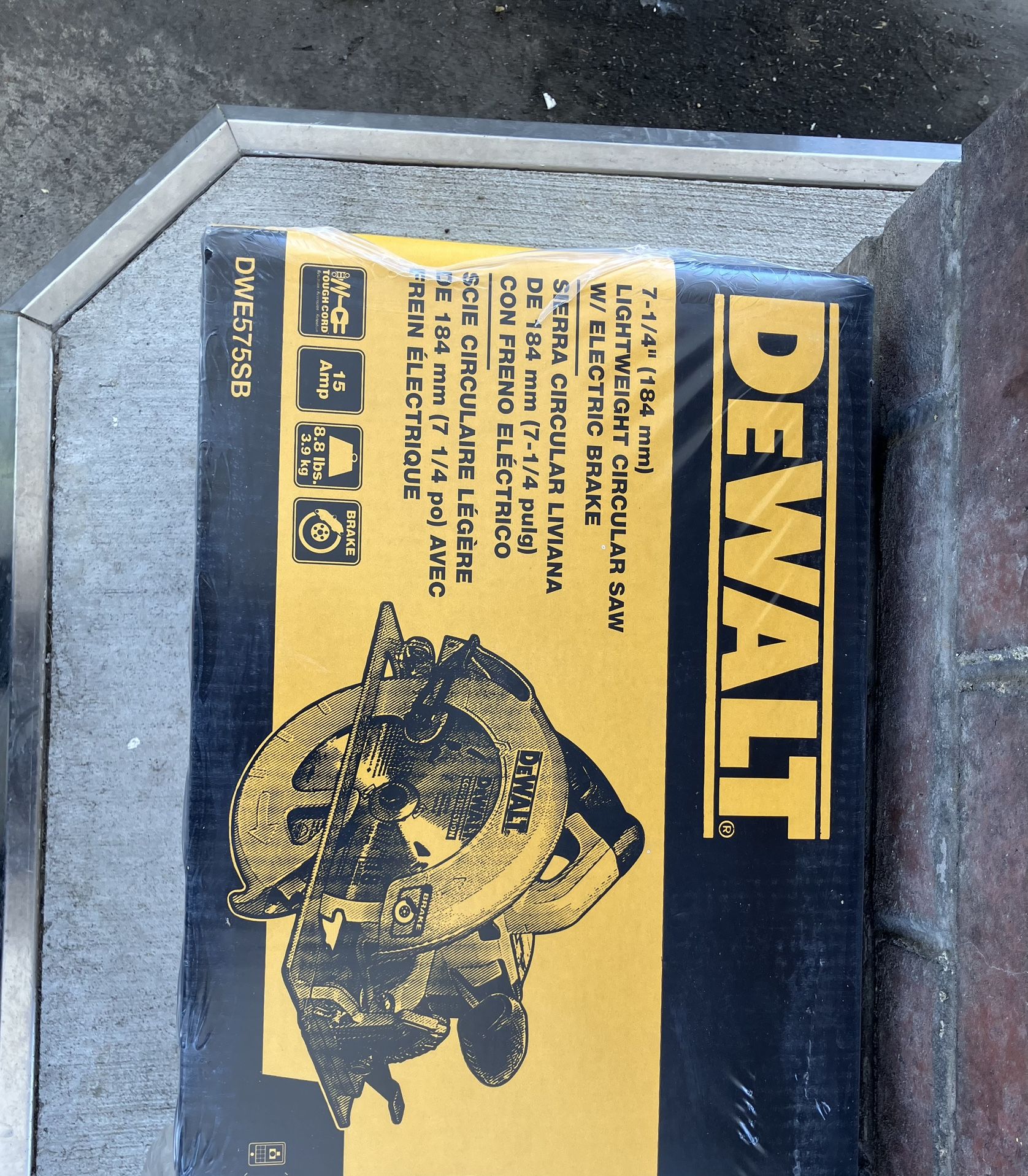DeWalt Light Weight Circular Saw