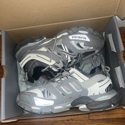 balenciaga tracks 