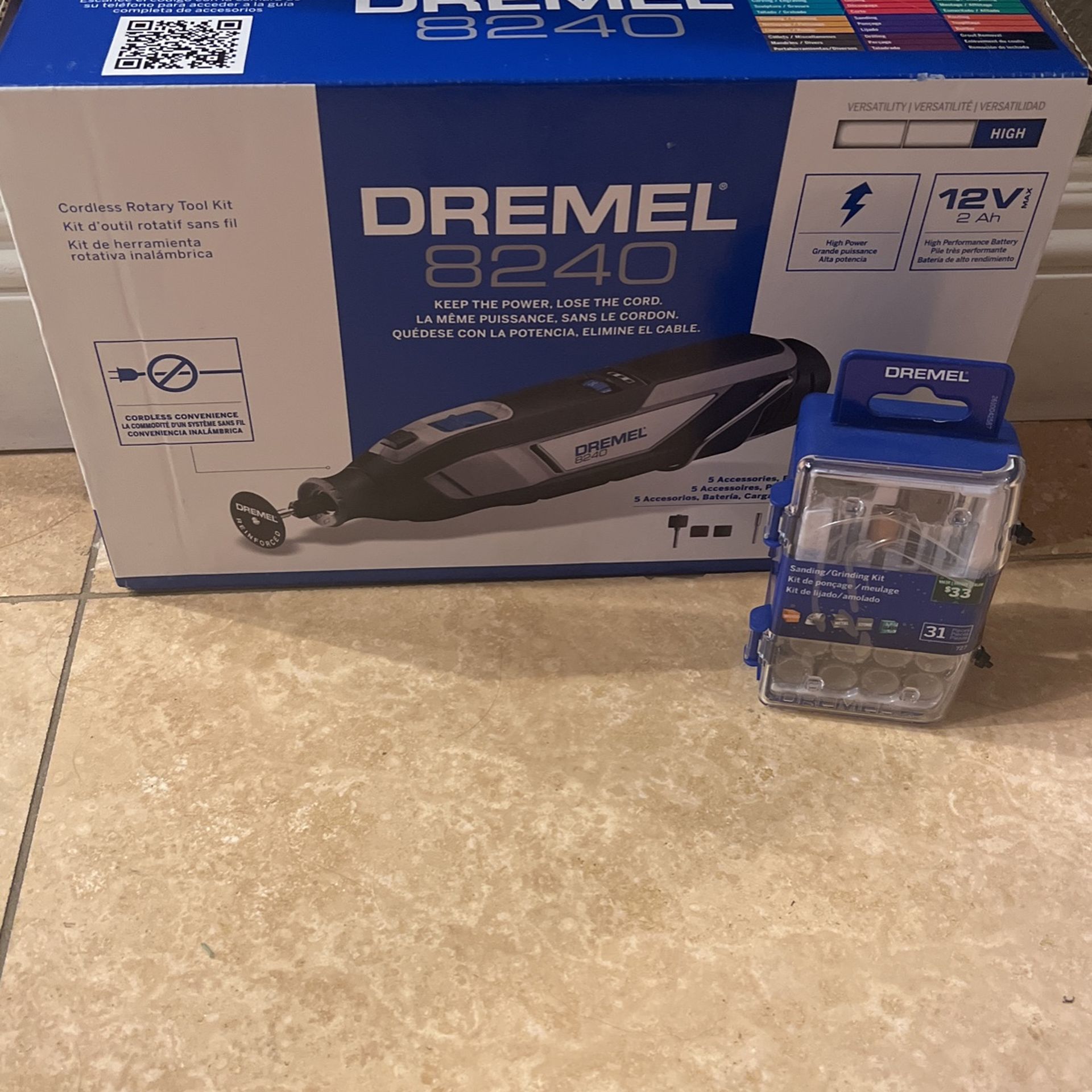 Dremel 8240 + Sanding Kit