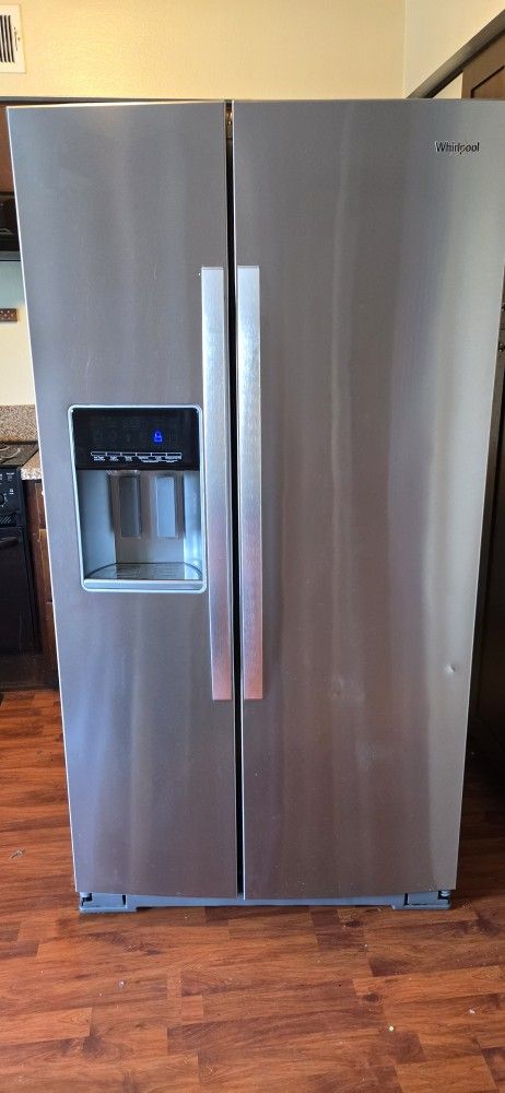 Whirlpool Refrigerator