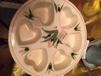 Heart shaped muffin baking dish