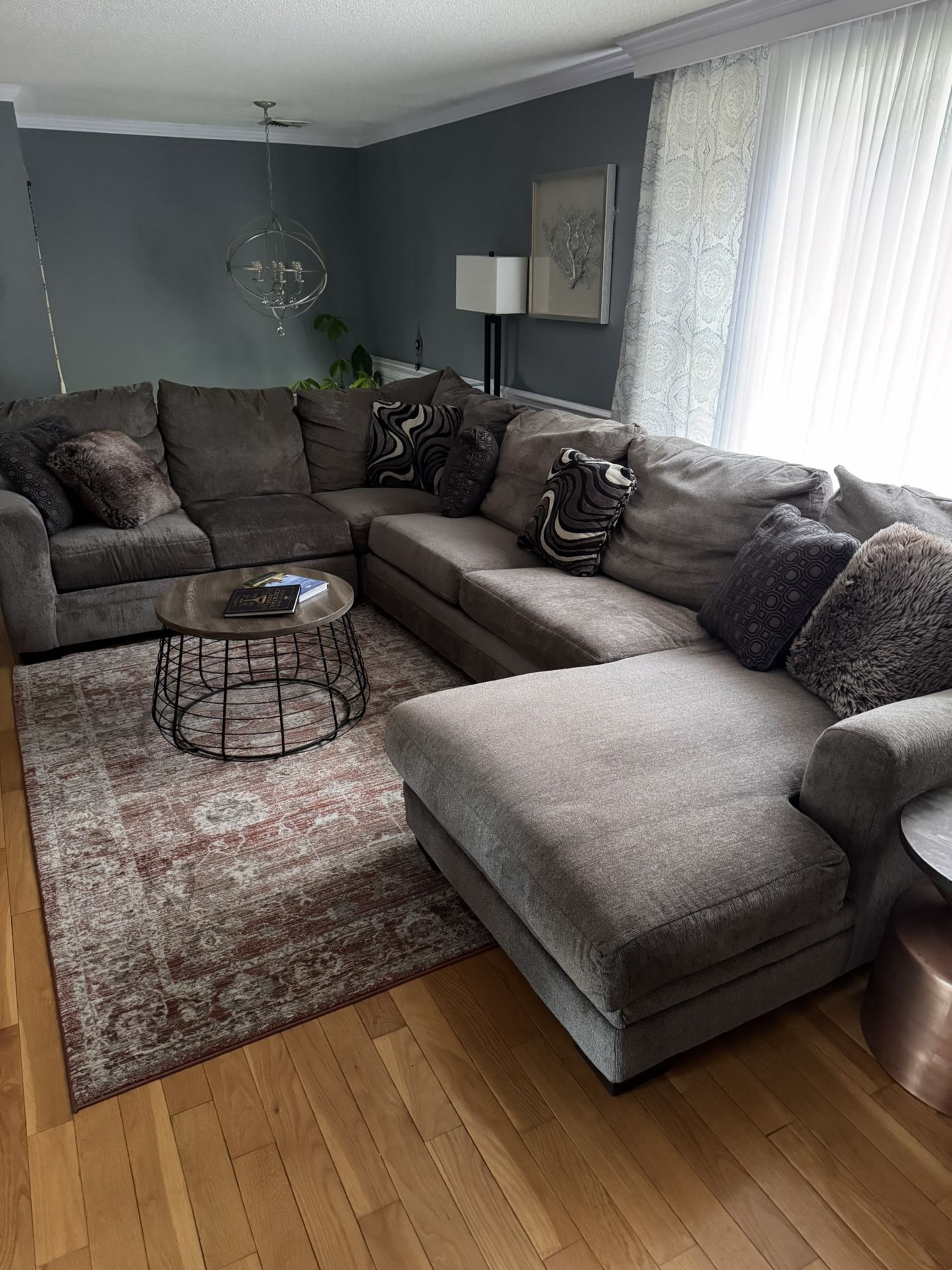 Luxe Gray 4 Piece Sleeper Sectional