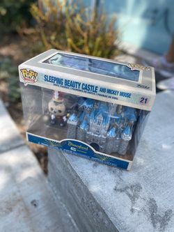 Funko pop Disneyland 65th Anniversary Mickey Mouse
