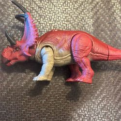Jurassic World Dominion Wild Roar Diabloceratops Dinosaur