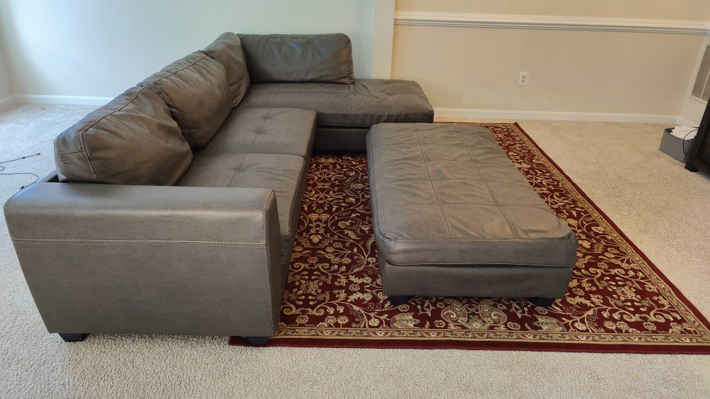 Sofa Set & Ottoman 