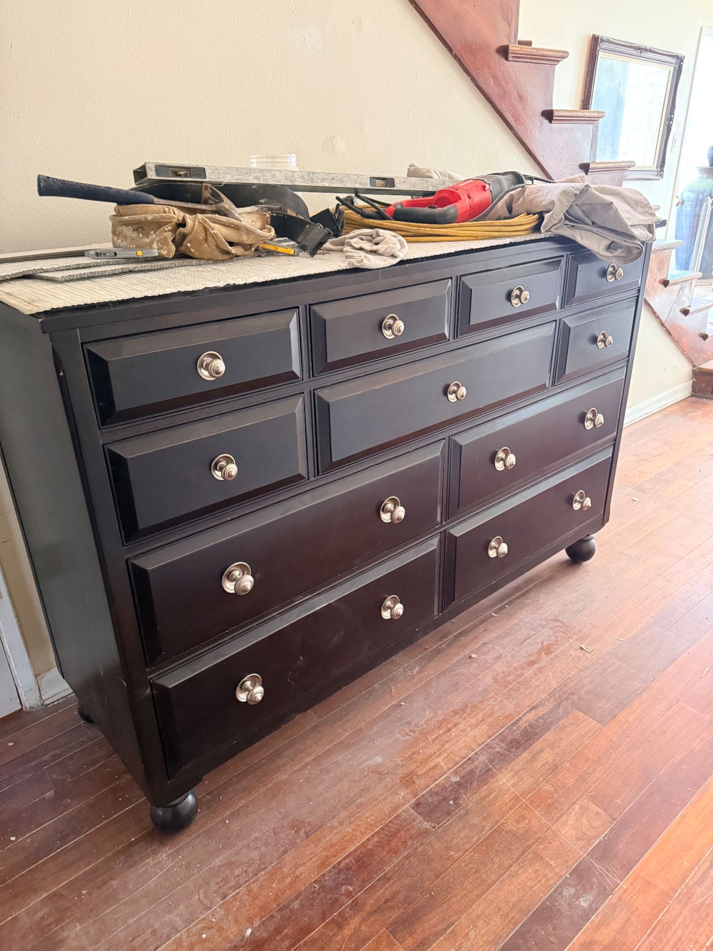 Beautiful Solid 11 drawer Dresser
