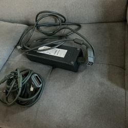 Classic Xbox 360 Power Cord And Tv Cord 