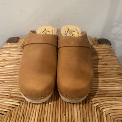 Lotta From Stockholm Tan Leather Clogs Size 3.5