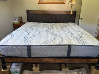 King Bed & mattress