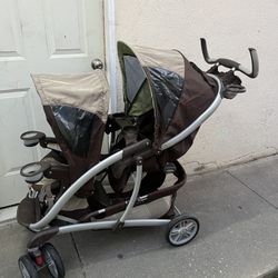 GRACO DOUBLE STROLLER 
