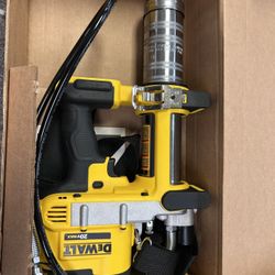 Dewalt Grease Gun TOOL ONLY