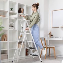 4 step 2024 stool with handrail