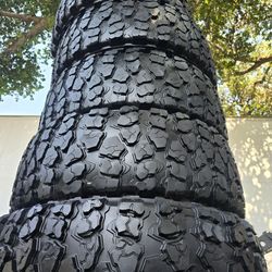 5 TIRES LT35-12-50R17