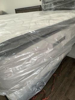 Queen mattress