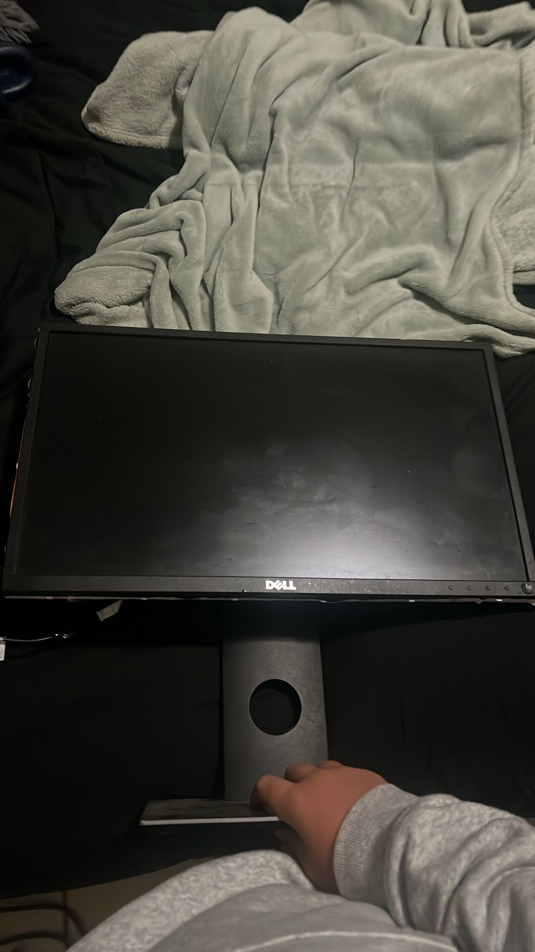 I Use The Monitor A Lot And Be Very Careful When You Move The Monitor Up Or Down It Turns Off