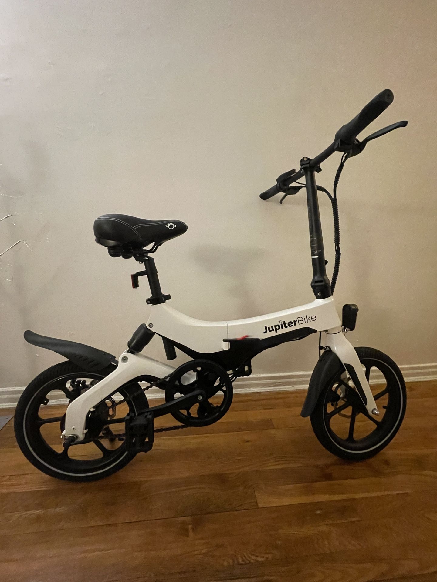 Jupiter Discovery X5 folding E bike