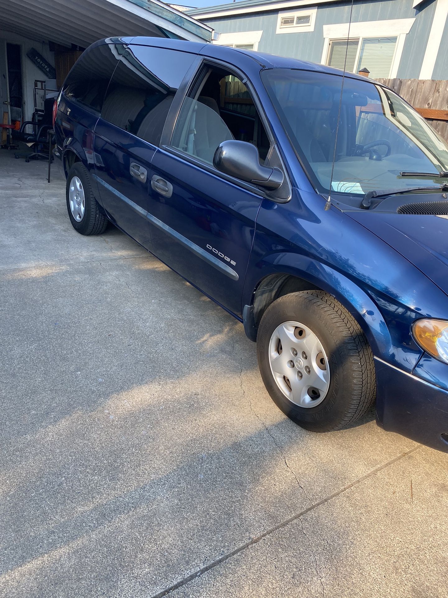 2001 Dodge Caravan/Grand Caravan