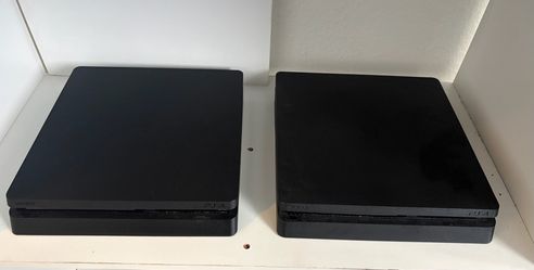Huge PS4 Bundle! 3 Consoles (2 Slim + 1 Original), 7 Controllers & 11 Games