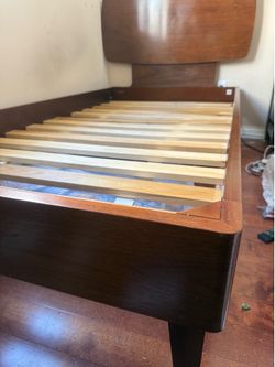 Twin bed (the land of nod)