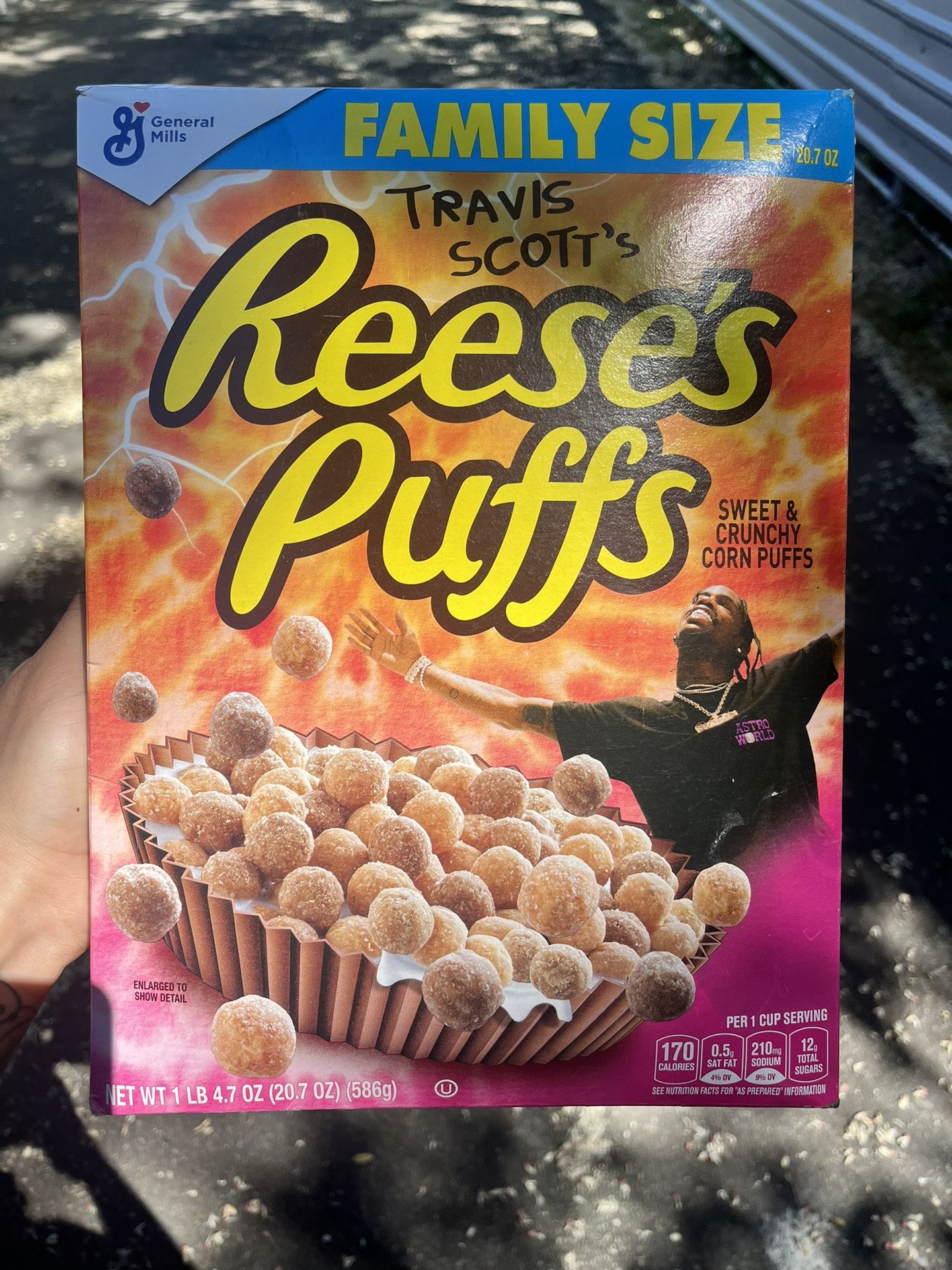 Travis Scott Reese’s Puffs