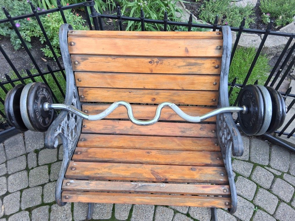 Curl bar and weights