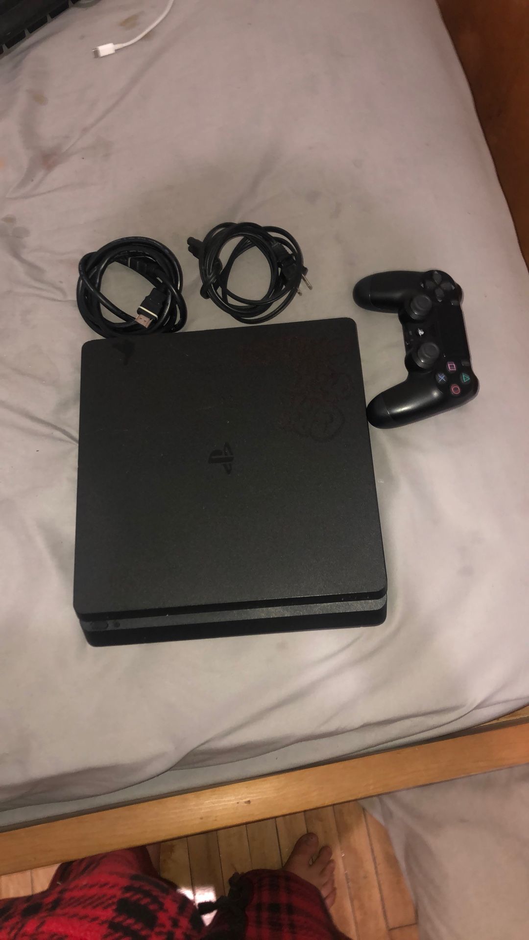 Used Ps4 All Wires And 1 Controller
