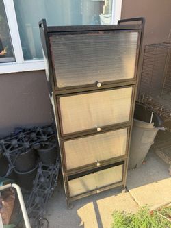 Free cabinet