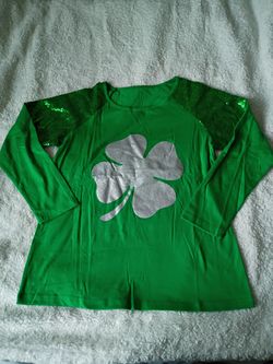 Women St. Patrick's Day Shirt Size Medium 