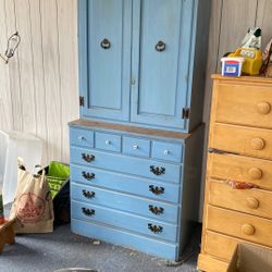 Blue Hutch/cabinet With Drawers