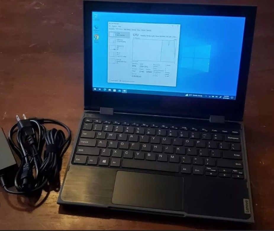 Lenovo 2-1 Touchscreen Laptop