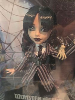 Monster High Wednesday Collectible Doll, Wednesday Addams in Nevermore Academy Uniform with Thing