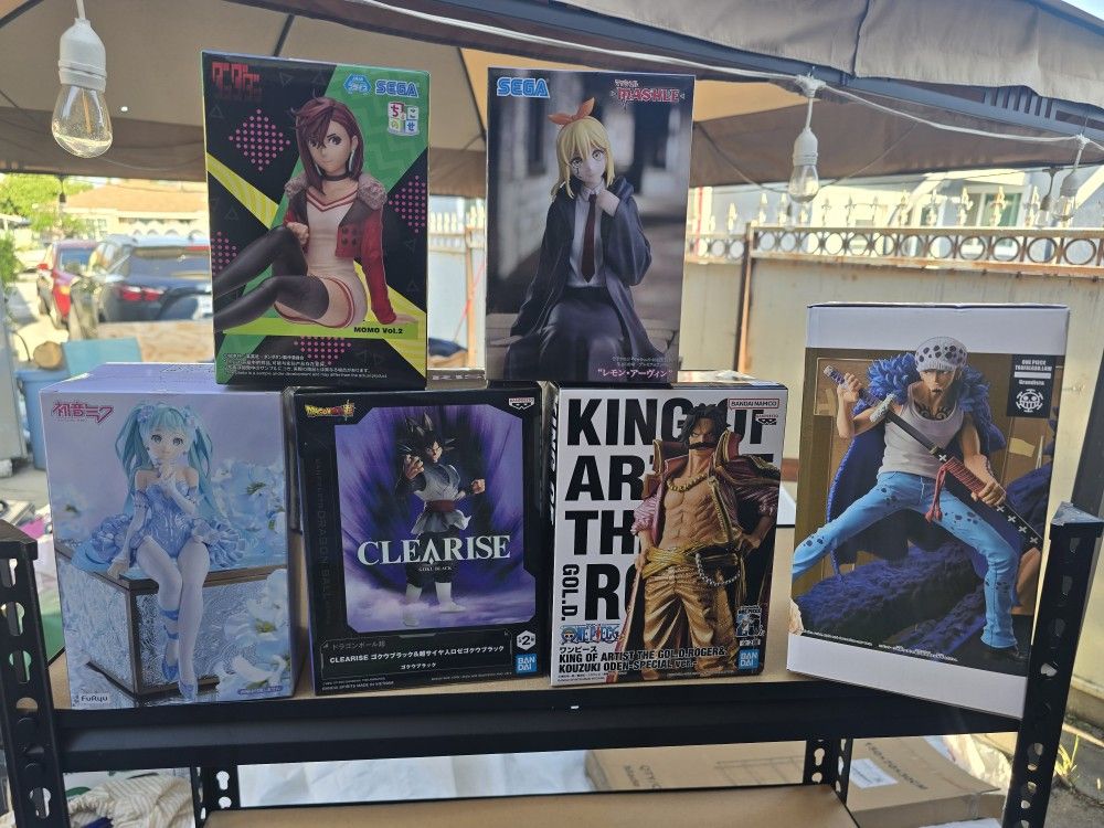 Anime Statues