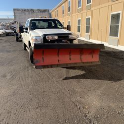 Ford 250   Real Gd Plow Truck