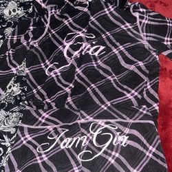 Iamgia set size medium