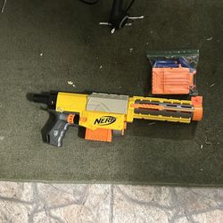 Nerf Gun 