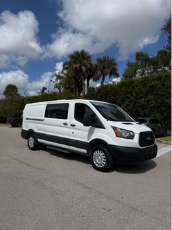 Ford Transit 150